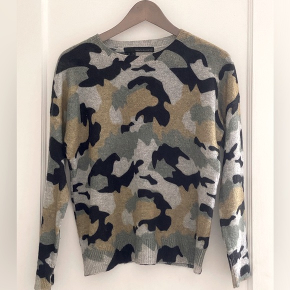 360 Cashmere Camo print crew neck sweater - size XS - Picture 8 of 15
